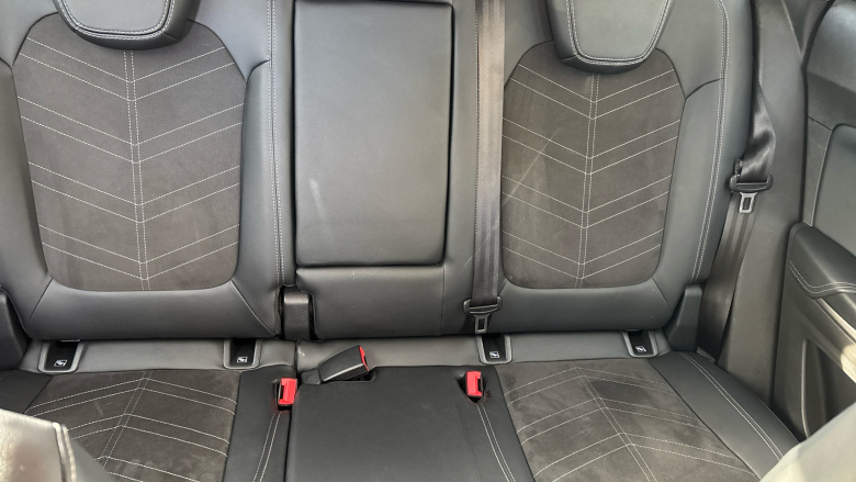 Vauxhall Grandland 1.2 Turbo Ultimate 5dr Petrol Hatchback